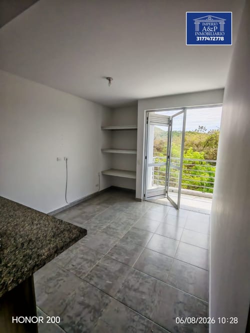 Apartamento de 2 alcobas en venta en Aqualina, Girardot, 41 m² · foto 3 de 8