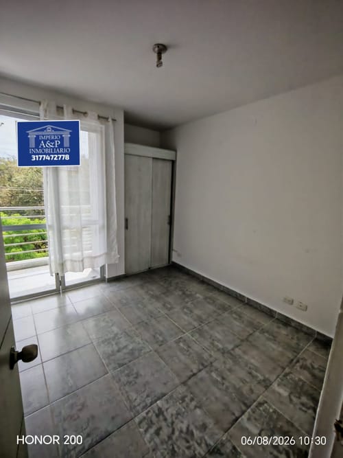 Apartamento de 2 alcobas en venta en Aqualina, Girardot, 41 m² · foto 4 de 8