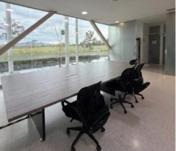 Oficina en arriendo en Aeropuerto Perales, Ibagué, 199 m² · foto 2 de 5