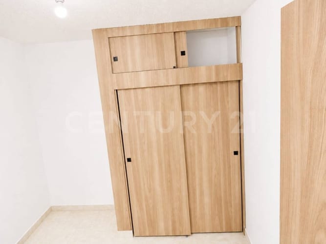 Casa de 8 alcobas en venta en Nueva Floresta Del Ict, Cali, 300 m² · foto 6 de 8