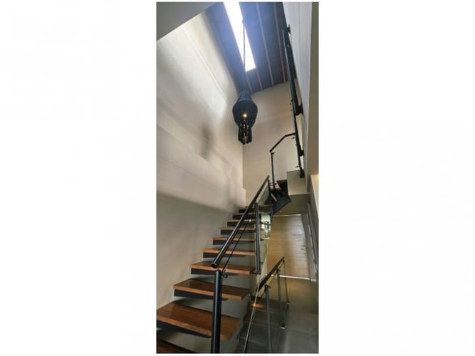 Casa de 3 alcobas en venta en Loma El Atravesado, Medellín, 240 m² · foto 17 de 24