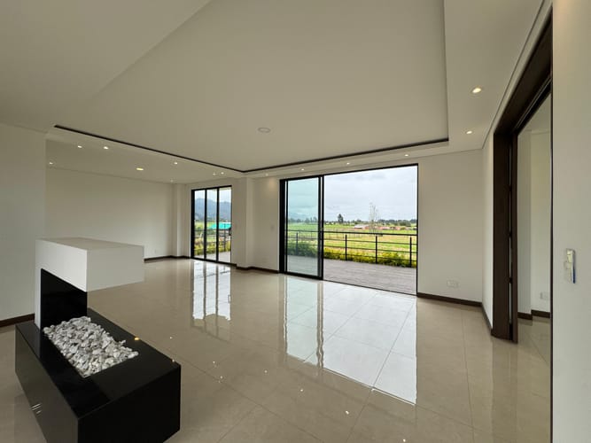 Casa de 3 alcobas en venta en Siberia, Cota, 240 m² · foto 4 de 24