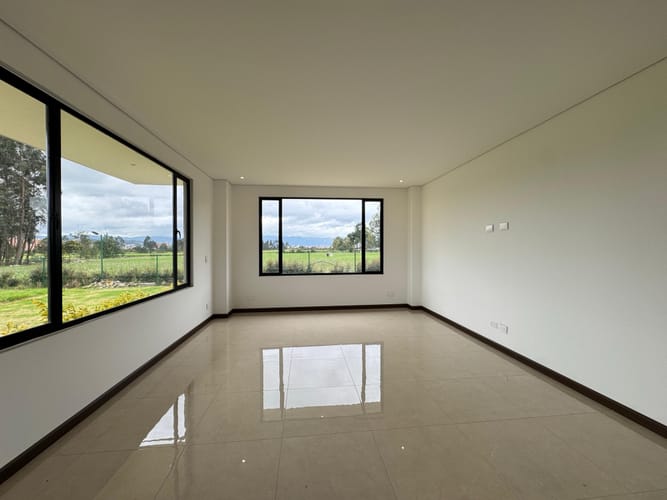 Casa de 3 alcobas en venta en Siberia, Cota, 240 m² · foto 6 de 24