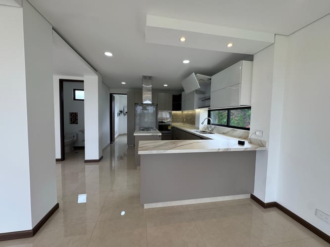 Casa de 3 alcobas en venta en Siberia, Cota, 240 m² · foto 9 de 24
