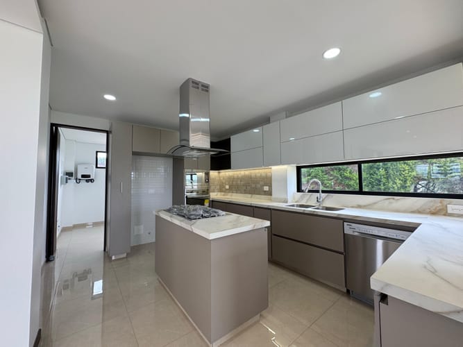 Casa de 3 alcobas en venta en Siberia, Cota, 240 m² · foto 10 de 24