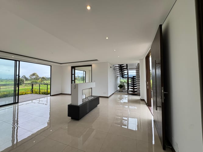 Casa de 3 alcobas en venta en Siberia, Cota, 240 m² · foto 12 de 24