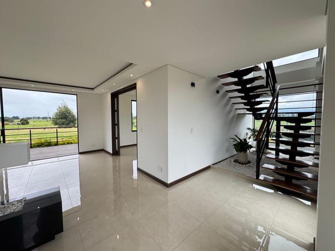 Casa de 3 alcobas en venta en Siberia, Cota, 240 m² · foto 16 de 24