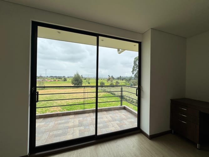 Casa de 3 alcobas en venta en Siberia, Cota, 240 m² · foto 17 de 24
