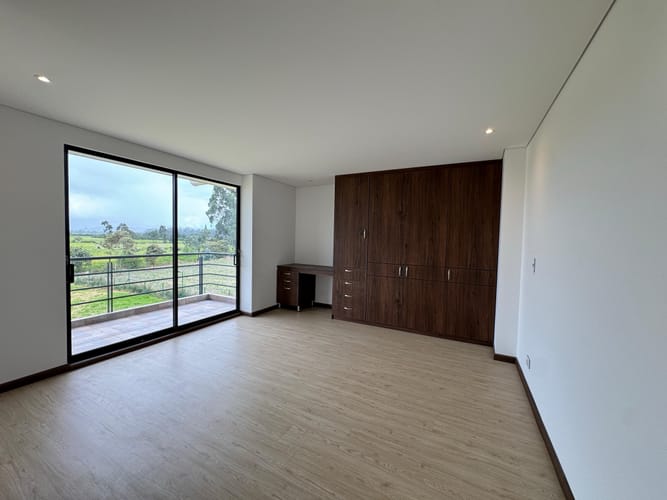 Casa de 3 alcobas en venta en Siberia, Cota, 240 m² · foto 18 de 24