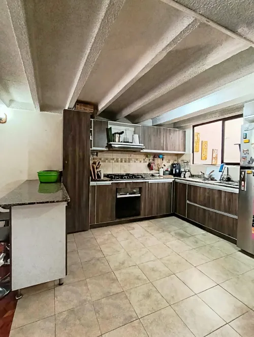Casa de 4 alcobas en venta en Ur. Mijitayo, Pasto, 195 m² · foto 3 de 16