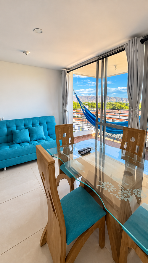 Apartamento de 2 alcobas en venta en Ricaurte, 58 m² · foto 2 de 21