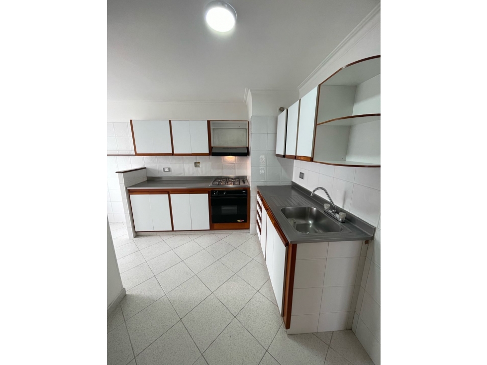Apartamento en Venta en Loma de los bernal, Medellín