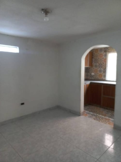 Casa de 11 alcobas en venta en La Granja, Bogotá, 170 m² · foto 6 de 24