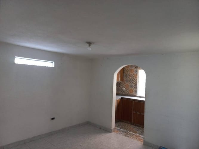 Casa de 11 alcobas en venta en La Granja, Bogotá, 170 m² · foto 7 de 24