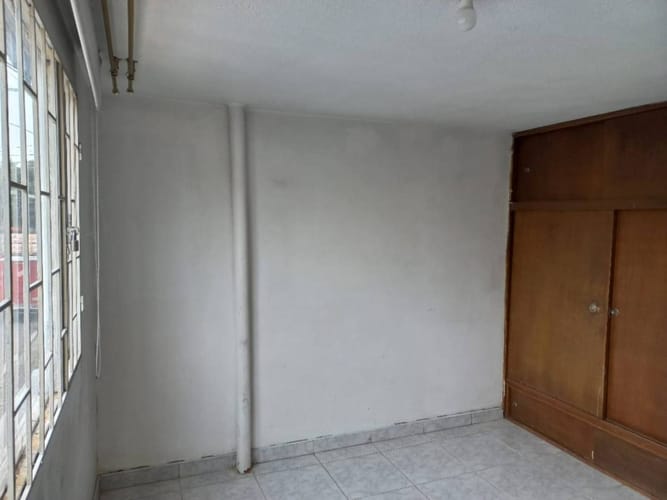 Casa de 11 alcobas en venta en La Granja, Bogotá, 170 m² · foto 12 de 24