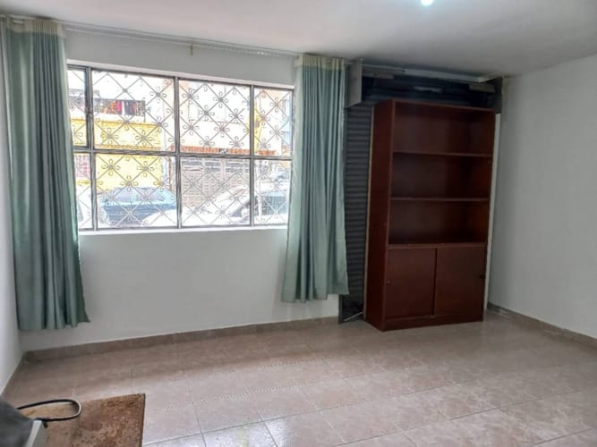 Casa de 11 alcobas en venta en La Granja, Bogotá, 170 m² · foto 16 de 24