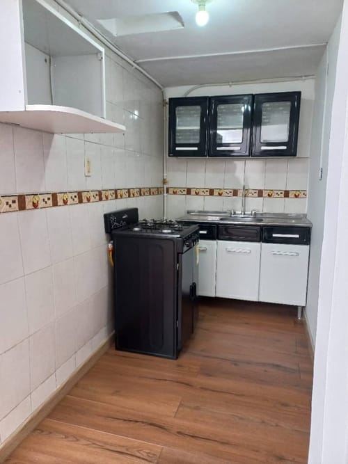Casa de 11 alcobas en venta en La Granja, Bogotá, 170 m² · foto 17 de 24