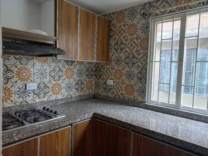 Casa de 11 alcobas en venta en La Granja, Bogotá, 170 m² · foto 21 de 24
