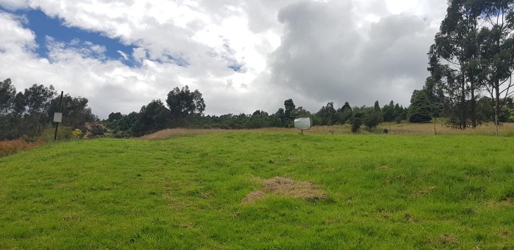 Lote en venta en Yerbabuena, Chía, 2193 m² · foto 3 de 12
