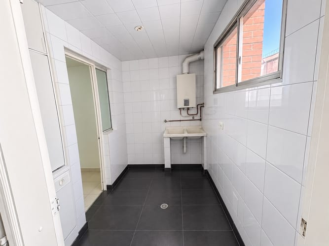 Apartamento de 4 alcobas en venta en Chicó Navarra, Bogotá, 203 m² · foto 8 de 10
