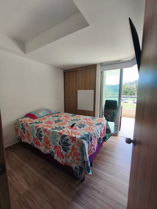 Apartamento de 3 alcobas en venta en Picaleña Y Mirolindo, Ibagué, 125 m² · foto 6 de 12