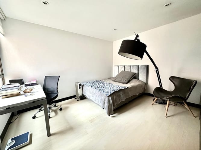 Apartamento de 3 alcobas en venta en Centro Comercial Palatino, Bogotá, 137 m² · foto 9 de 19