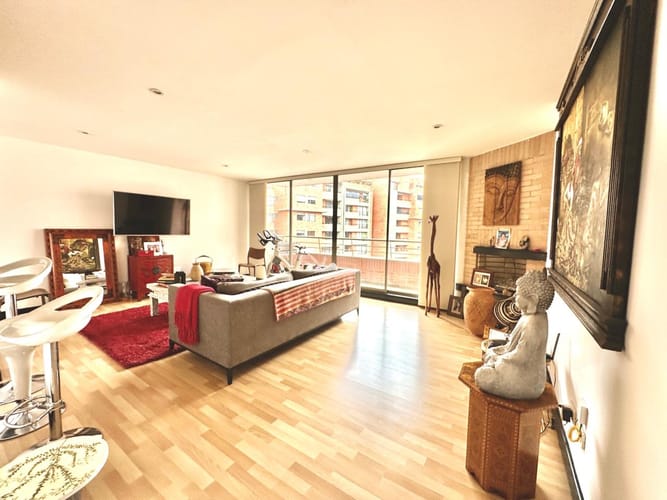 Apartamento de 3 alcobas en venta en Centro Comercial Palatino, Bogotá, 137 m² · foto 5 de 19