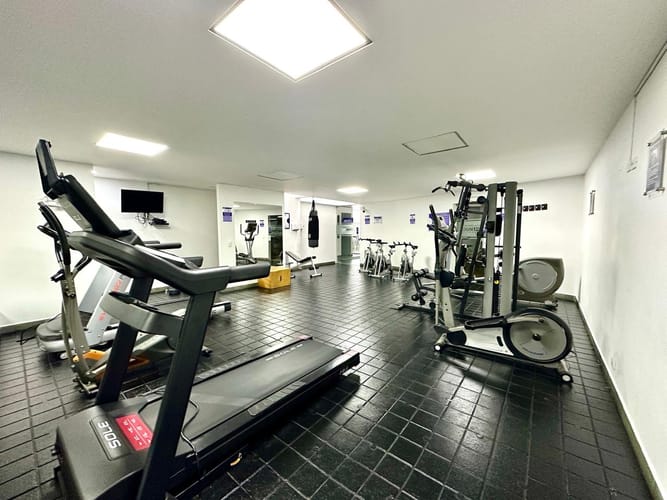 Apartamento de 3 alcobas en venta en Centro Comercial Palatino, Bogotá, 137 m² · foto 18 de 19