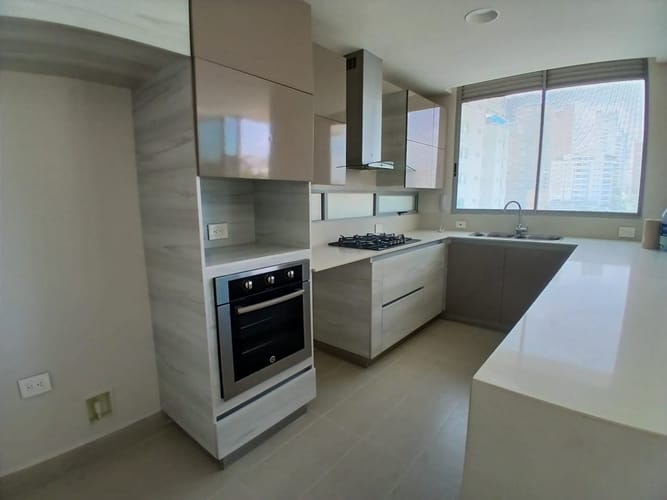 Apartamento de 3 alcobas en venta en Riomar, Barranquilla, 169 m² · foto 6 de 15