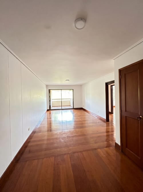 Apartamento de 3 alcobas en venta en La Florida, Medellín, 165 m² · foto 4 de 7