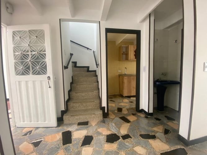 Casa de 3 alcobas en venta en Versalles Fontibon, Bogotá, 75 m² · foto 8 de 23