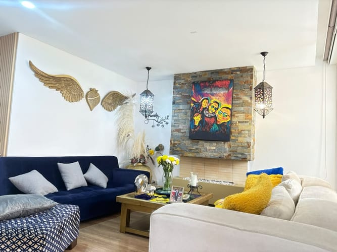 Casa de 3 alcobas en venta en Cota, 223 m² · foto 2 de 11