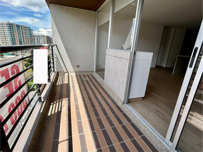 Apartamento de 3 alcobas en venta en Fontibon, Bogotá, 131 m² · foto 7 de 24