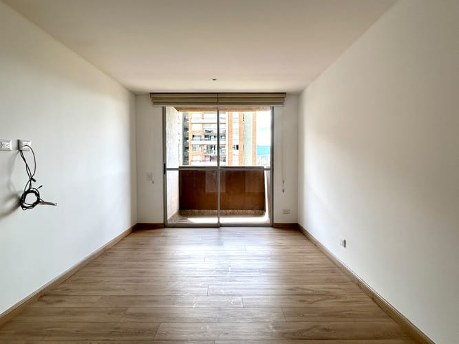 Apartamento de 3 alcobas en venta en Fontibon, Bogotá, 131 m² · foto 10 de 24
