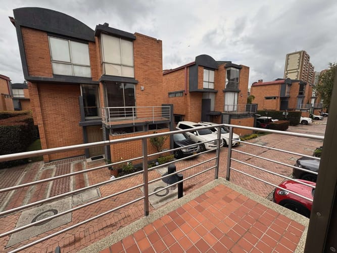 Casa de 3 alcobas en venta en Prado Veraniego, Bogotá, 206 m² · foto 5 de 24