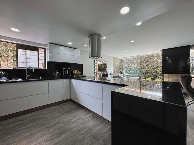 Casa de 3 alcobas en venta en Prado Veraniego, Bogotá, 206 m² · foto 10 de 24