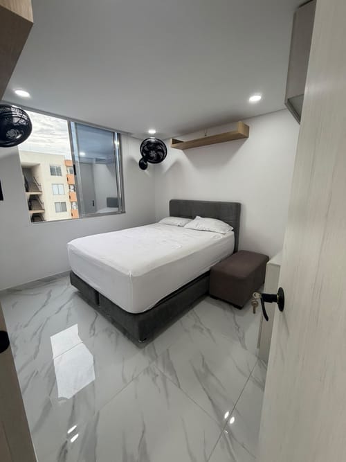 Apartamento de 2 alcobas en venta en Las Palmas, Ricaurte, 57 m² · foto 15 de 22
