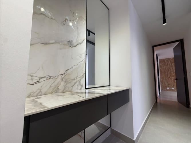 Apartamento de 3 alcobas en arriendo en El Porvenir, Medellín, 105 m² · foto 7 de 16