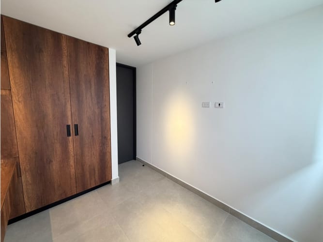 Apartamento de 3 alcobas en arriendo en El Porvenir, Medellín, 105 m² · foto 9 de 16
