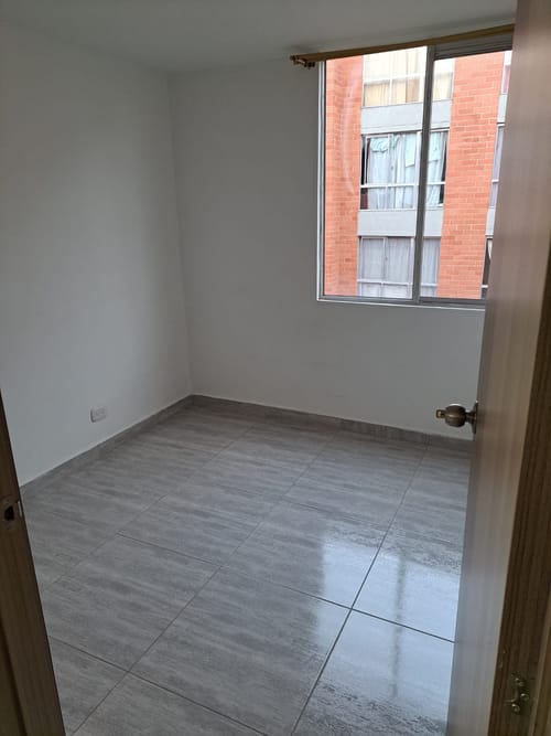 Apartamento de 3 alcobas en venta en Ciudad Verde, Soacha, 56 m² · foto 3 de 8