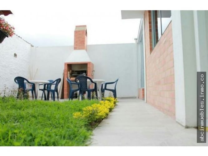 Casa de 5 alcobas en venta en La Moya, Cota, 310 m² · foto 10 de 24