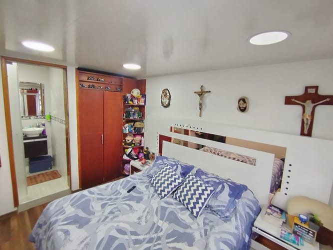 Casa de 4 alcobas en venta en Provivienda Occidental, Bogotá, 243 m² · foto 14 de 23