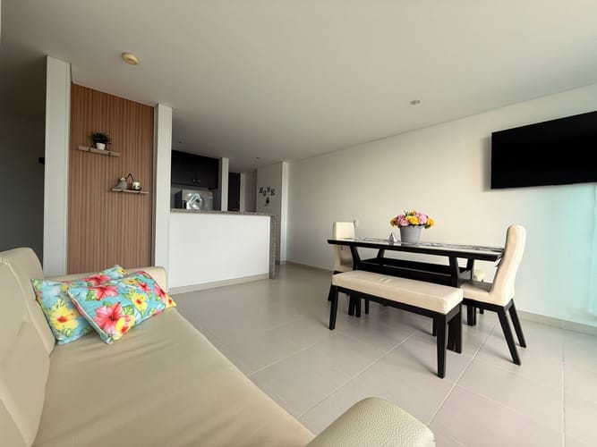 Apartamento de 2 alcobas en venta en Villamar, Santa Marta, 77 m² · foto 3 de 16