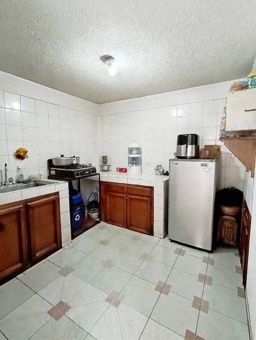 Casa de 5 alcobas en venta en Santa Monica, Pasto, 140 m² · foto 2 de 11
