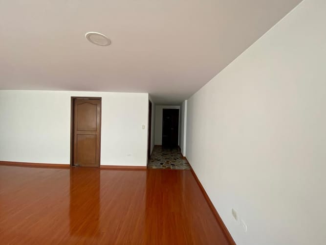 Apartamento en venta en Santa Barbara, Bogotá · foto 5 de 21