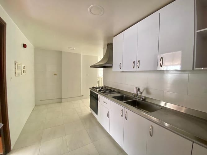 Apartamento en venta en Santa Barbara, Bogotá · foto 9 de 21
