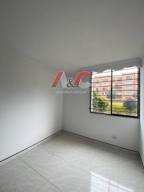 Apartamento de 3 alcobas en arriendo en Conjunto Residencial Prados Reserva De Madrid, Madrid, 65 m² · foto 9 de 18