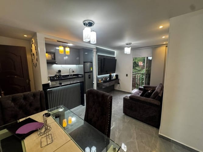 Apartamento de 3 alcobas en venta en Carrizal Campestre, Girón, 60 m² · foto 3 de 24