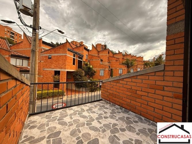 Casa de 4 alcobas en arriendo en Loma De Los Bernal, Medellín, 150 m² · foto 21 de 21