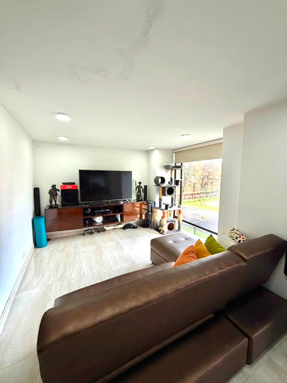 Casa en venta en Colina Campestre, Bogotá · foto 9 de 24